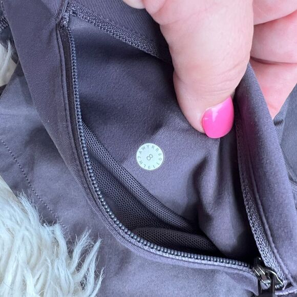 Lululemon Speed Up Shorts Women Size 8 Purple 2.5” Inseam Running Gym Jog - Picture 7 of 10